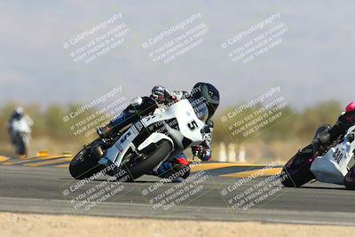 media/Oct-20-2024-CVMA (Sun) [[d4a3dff211]]/Race 9-Formulw LW Twins SHOOTOUT/
